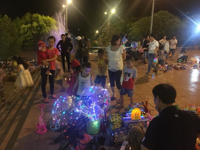 Nhộn nhịp trước thềm năm mới 2018 - 15 Nhộn nhịp trước thềm năm mới 2018 - 15