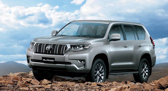 SUV hạng trung cao cấp - Chiếc xe nào cho bạn? - 10
Toyota Prado