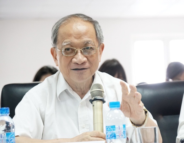 Giải quyết doanh nghiệp "nặng" hay "nhẹ" vẫn ở cái phong bì - 1 Chuyên gia kinh tế Lê Đăng Doanh, nguyên Viện trưởng Viện CIEM, thành viện Ban Nghiên cứu Thủ tướng