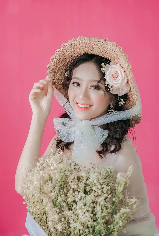 10x-dak-nong-gieo-thuong-nho-voi-nu-cuoi-toa-nang-12.jpg 10x-dak-nong-gieo-thuong-nho-voi-nu-cuoi-toa-nang-12.jpg