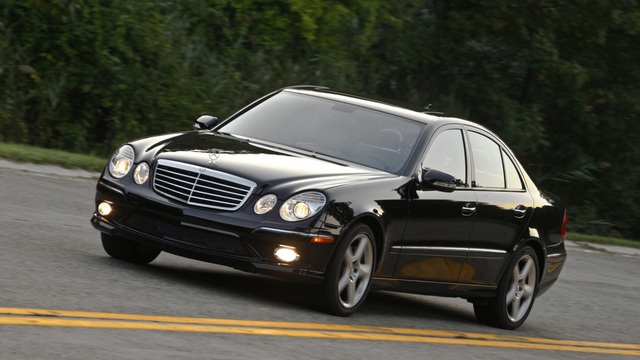 2009-mercedes-benz-e-class-1.jpg