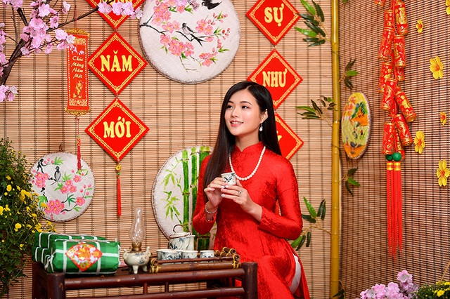 Rộn rịp thiếu nữ xinh đẹp chụp ảnh vườn đào đón Tết - 9 Rộn rịp thiếu nữ xinh đẹp chụp ảnh vườn đào đón Tết - 9