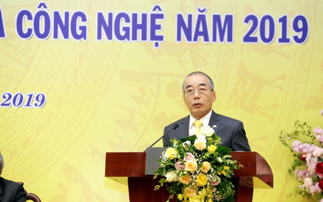 quoc vinh .jpg quoc vinh .jpg