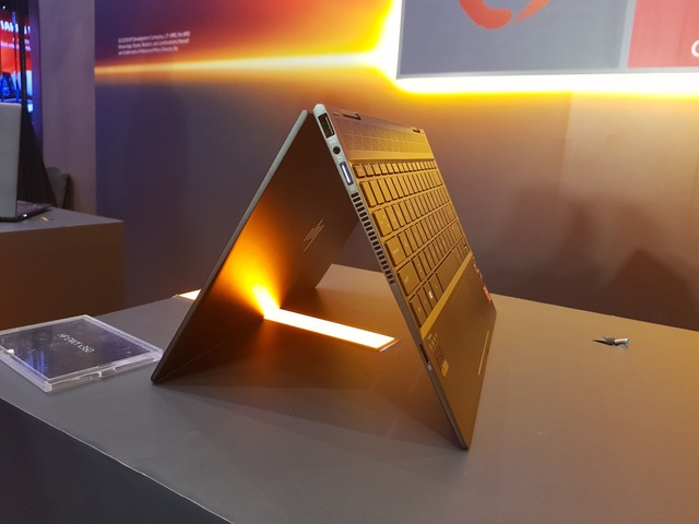 HP ra mắt máy tính xoay 360 độ sử dụng chíp AMD Ryzen