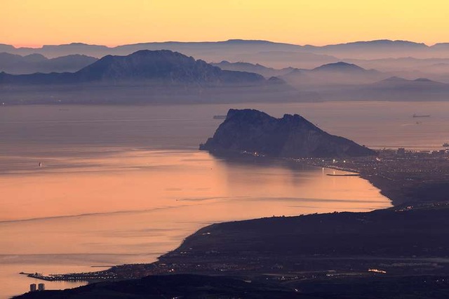 Người châu Phi đã vượt qua Eo biển Gibraltar 4.000 năm trước Người châu Phi đã vượt qua Eo biển Gibraltar 4.000 năm trước