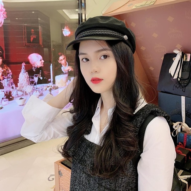 Cuộc sống sang chảnh, toàn hàng hiệu của 3 bóng hồng phía sau Duy Mạnh, Văn Thanh, Trọng Đại - 14..jpg Cuộc sống sang chảnh, toàn hàng hiệu của 3 bóng hồng phía sau Duy Mạnh, Văn Thanh, Trọng Đại - 14..jpg