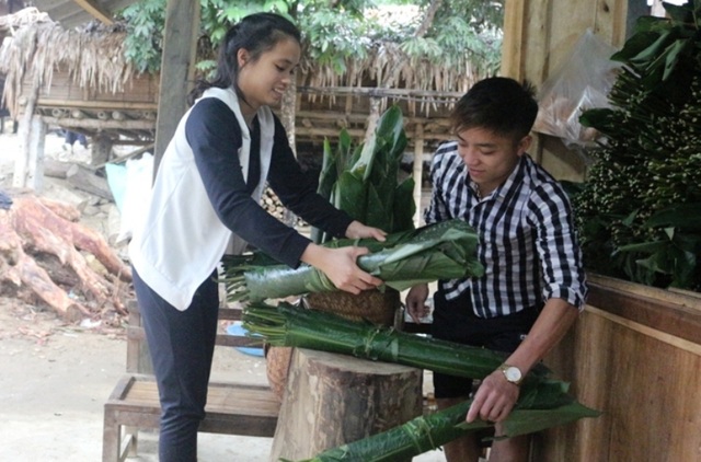 Thanh Hoá: Kiếm tiền triệu từ lá dong rừng - 5 Thanh Hoá: Kiếm tiền triệu từ lá dong rừng - 5