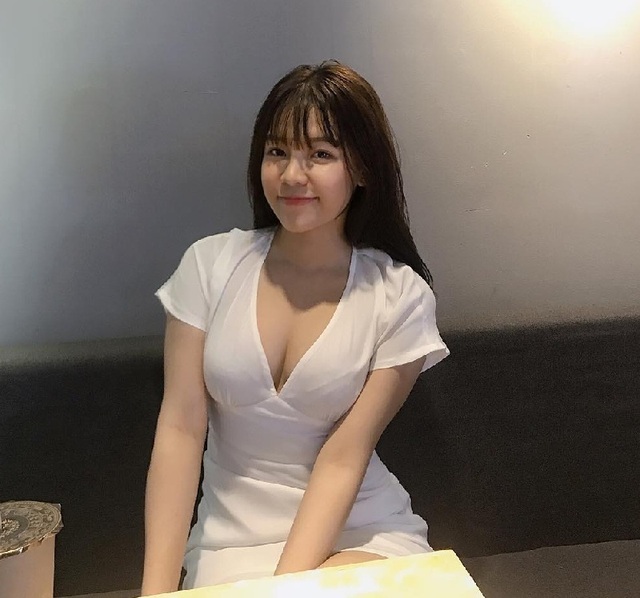 Bạn gái tuyển thủ Việt Nam - Người hạnh phúc bên bạn trai, người khoe quà được tặng hậu Asian Cup - 7 Bạn gái tuyển thủ Việt Nam - Người hạnh phúc bên bạn trai, người khoe quà được tặng hậu Asian Cup - 7