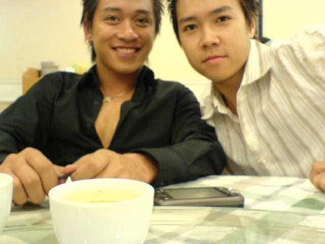 le hieu tuan hung 2.jpg le hieu tuan hung 2.jpg