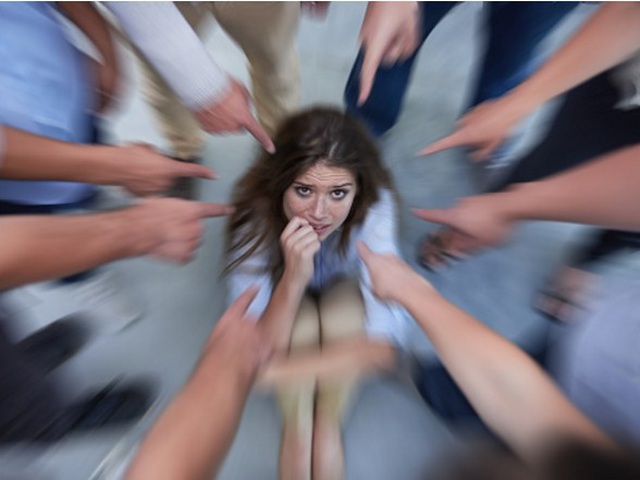 Nàng dâu lĩnh đủ vì ám chỉ mẹ chồng hai mặt, em chồng tơn hớt trên facebook - 3 Nàng dâu lĩnh đủ vì ám chỉ mẹ chồng hai mặt, em chồng tơn hớt trên facebook - 3