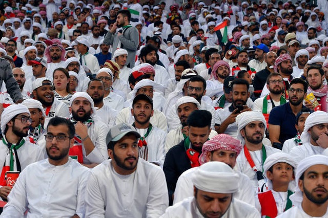 Đại thắng 4-0 trước chủ nhà UAE, Qatar lọt vào chung kết gặp Nhật Bản - 13 Đại thắng 4-0 trước chủ nhà UAE, Qatar lọt vào chung kết gặp Nhật Bản - 13