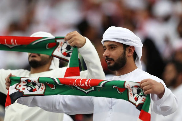 Đại thắng 4-0 trước chủ nhà UAE, Qatar lọt vào chung kết gặp Nhật Bản - 15 Đại thắng 4-0 trước chủ nhà UAE, Qatar lọt vào chung kết gặp Nhật Bản - 15