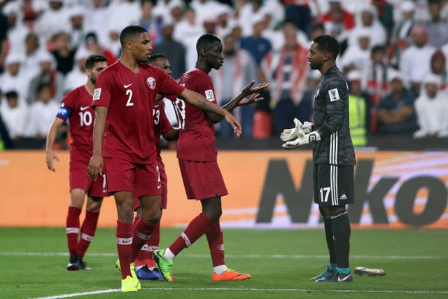 Đại thắng 4-0 trước chủ nhà UAE, Qatar lọt vào chung kết gặp Nhật Bản - 6 Đại thắng 4-0 trước chủ nhà UAE, Qatar lọt vào chung kết gặp Nhật Bản - 6
