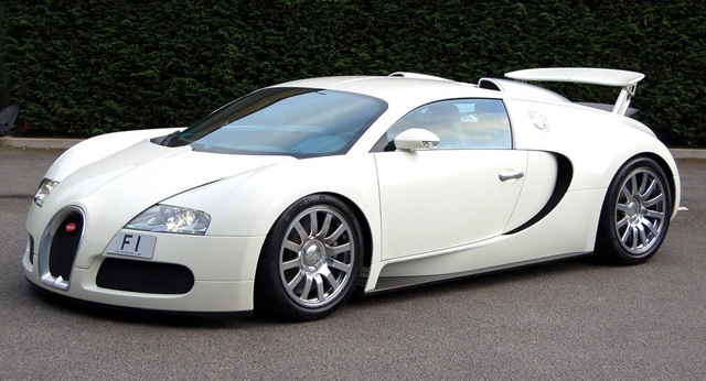 Bộ bánh xe Bugatti Veyron cũ được rao bán giá hơn 2,3 tỉ đồng - 1