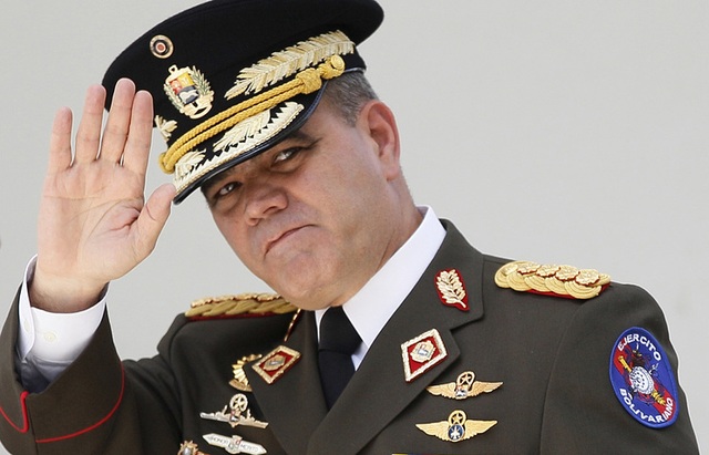 Quân đội Venezuela thề trung thành với Tổng thống Maduro trước tin đồn đi đêm với ông Guaido - 1