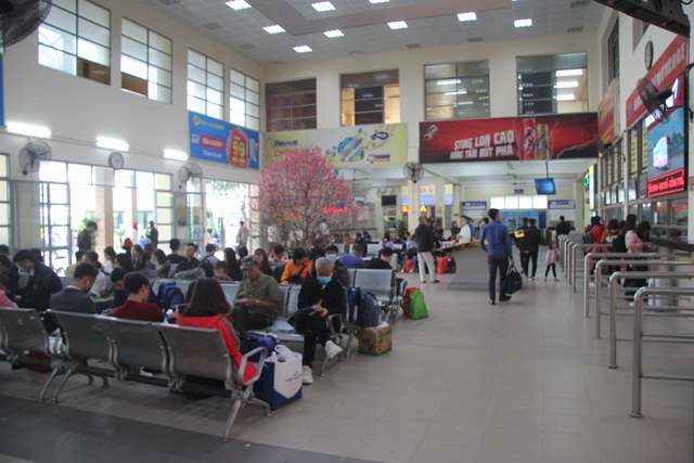 1.ben xe my dinh.JPG 1.ben xe my dinh.JPG