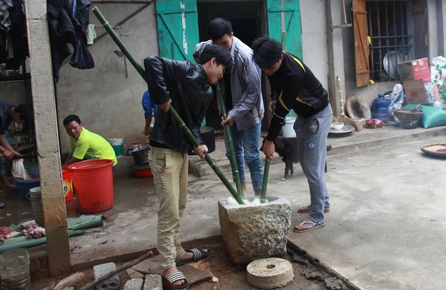 Về bản người Dao ăn Tết năm cùng kéo dài hơn 1 tháng - 2 Về bản người Dao ăn Tết năm cùng kéo dài hơn 1 tháng - 2
