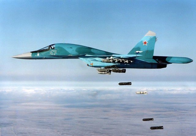 Su-34 Nga nã “sát thủ diệt hạm” chôn vùi mục tiêu trên mặt đất tại Syria - 1 Su-34 Nga nã “sát thủ diệt hạm” chôn vùi mục tiêu trên mặt đất tại Syria - 1
