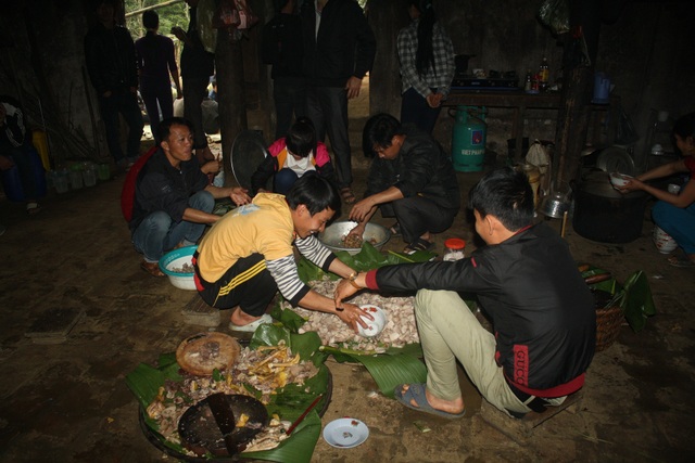 Về bản người Dao ăn Tết năm cùng kéo dài hơn 1 tháng - 5 Về bản người Dao ăn Tết năm cùng kéo dài hơn 1 tháng - 5
