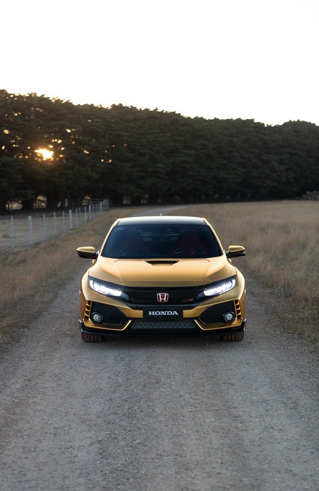 a43422ff-honda-australia-50-years-nsx-civic-type-r-9.jpg