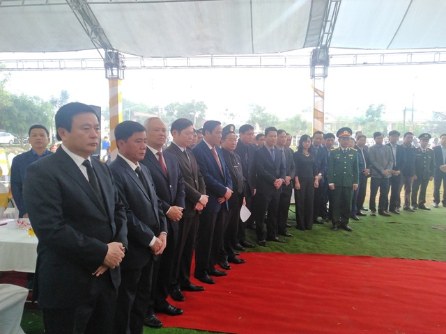 Lễ viếng, an táng ông Nguyễn Đức Bình tại quê nhà Hà Tĩnh - 1