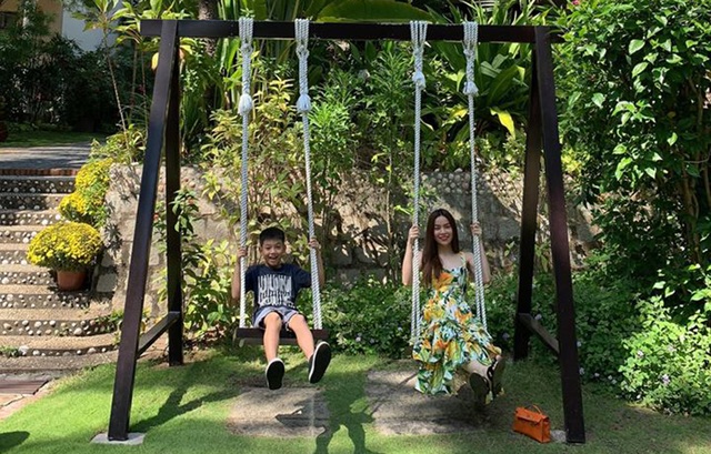 Những ngày cuối năm, sao Việt làm gì khi không đi diễn? - 9 Những ngày cuối năm, sao Việt làm gì khi không đi diễn? - 9