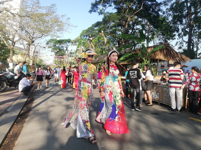 Đặc sắc gian hàng chợ quê Tết trên phố lần đầu xuất hiện ở Bạc Liêu - 25 Đặc sắc gian hàng chợ quê Tết trên phố lần đầu xuất hiện ở Bạc Liêu - 25
