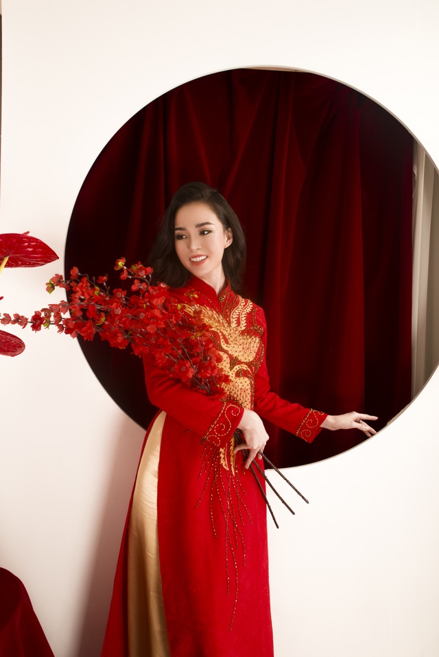 Hoa khôi Sinh viên Cần Thơ chúc năm mới Kỷ Hợi 2019 đến độc giả Dân trí - 7 Hoa khôi Sinh viên Cần Thơ chúc năm mới Kỷ Hợi 2019 đến độc giả Dân trí - 7