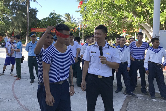 Sắc xuân ngập tràn trên Quần đảo Trường Sa - 13 Sắc xuân ngập tràn trên Quần đảo Trường Sa - 13