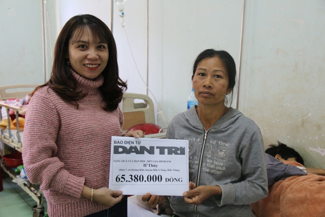 Bạn đọc giúp thiếu phụ mắc ung thư hơn 65 triệu đồng - 1 Bạn đọc giúp thiếu phụ mắc ung thư hơn 65 triệu đồng - 1