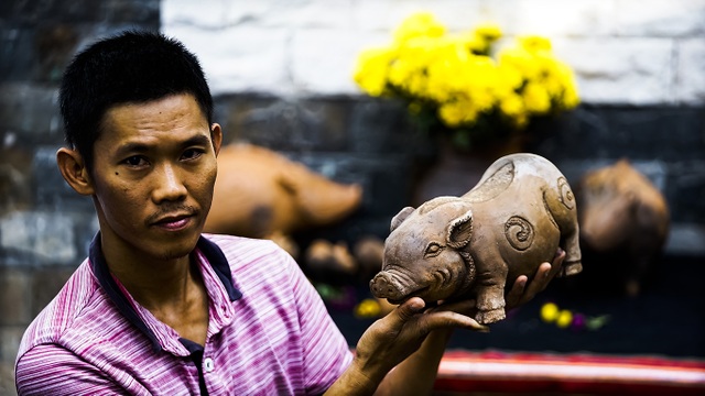 Khi heo trong tranh Đông Hồ đi vào gốm Bàu Trúc - Ảnh minh hoạ 4