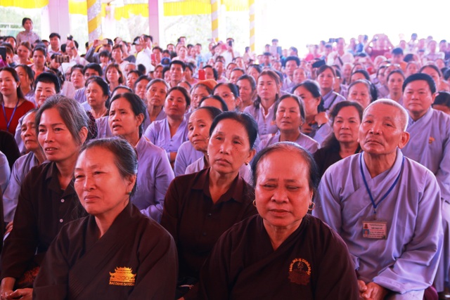 Chính thức khai hội ngôi chùa lớn nhất Việt Nam - 3 Chính thức khai hội ngôi chùa lớn nhất Việt Nam - 3