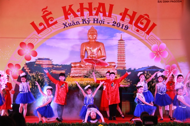 Chính thức khai hội ngôi chùa lớn nhất Việt Nam - 4 Chính thức khai hội ngôi chùa lớn nhất Việt Nam - 4