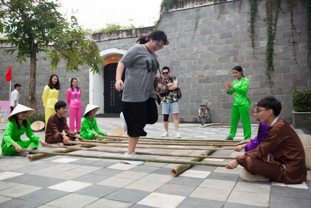 Rộn ràng trẩy hội xuân tại công viên nghìn tỷ ở trung tâm thành phố Đà Nẵng - 7 Rộn ràng trẩy hội xuân tại công viên nghìn tỷ ở trung tâm thành phố Đà Nẵng - 7