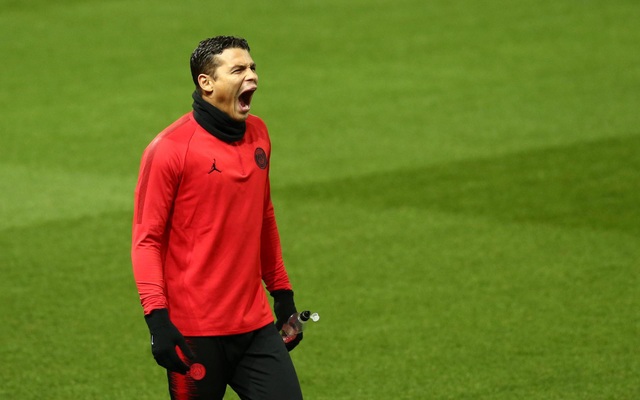 Các cầu thủ PSG luyện tập làm quen với mặt sân Old Trafford - 4 Các cầu thủ PSG luyện tập làm quen với mặt sân Old Trafford - 4