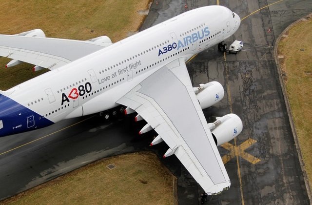 Airbus chính thức tuyên bố sẽ dừng sản xuất siêu máy bay A380 - 1 Airbus chính thức tuyên bố sẽ dừng sản xuất siêu máy bay A380 - 1