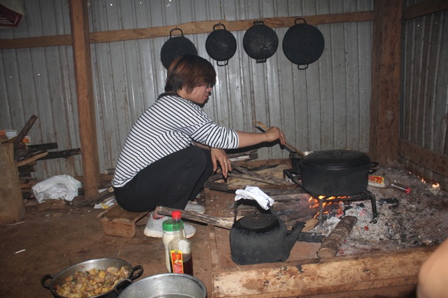Đầu xuân chông chênh cõng chữ lên đỉnh Byầu - 4 Đầu xuân chông chênh cõng chữ lên đỉnh Byầu - 4