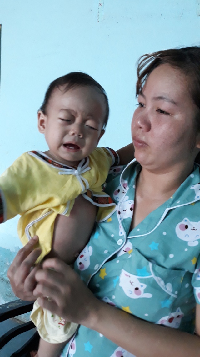chau dung thuong xuyen khoc ngat.jpg chau dung thuong xuyen khoc ngat.jpg
