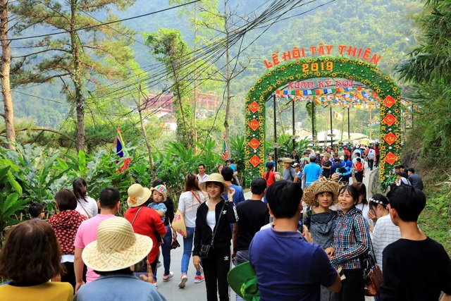 Đến với Phật, về với Mẫu nơi miền địa linh Tây Thiên - 6 Đến với Phật, về với Mẫu nơi miền địa linh Tây Thiên - 6