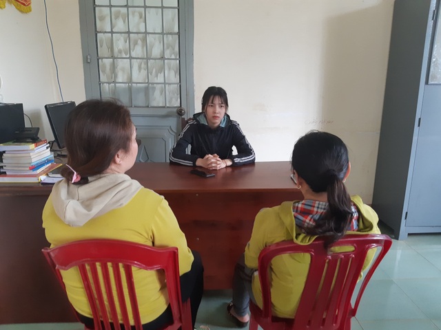 Tìm kiếm 2 nữ sinh lớp 9 báo đi học rồi mất tích - 1 Tìm kiếm 2 nữ sinh lớp 9 báo đi học rồi mất tích - 1
