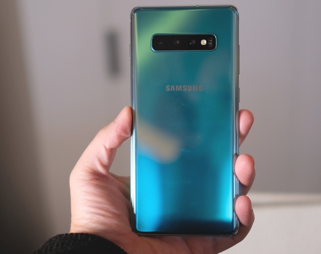 Cận cảnh bộ 3 Galaxy S10 vừa trình làng: Thiết kế đẹp, cấu hình “khủng” - 5