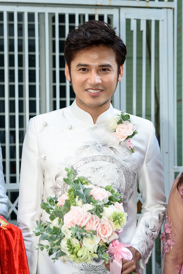 Lễ vu quy ngọt ngào của diễn viên “Gạo nếp gạo tẻ” - Vũ Ngọc Ánh - 6 Lễ vu quy ngọt ngào của diễn viên “Gạo nếp gạo tẻ” - Vũ Ngọc Ánh - 6