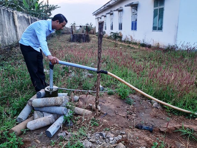 Kỳ lạ chuyện công trình xây xong mới... mời thầu! - 1 Kỳ lạ chuyện công trình xây xong mới... mời thầu! - 1