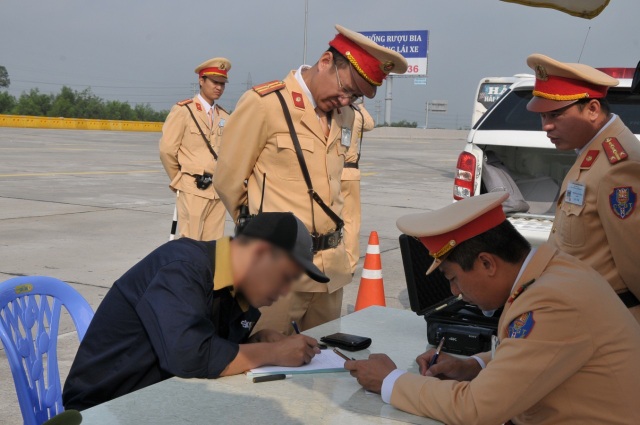 Bộ Công an xây dựng, vận hành trung tâm điều khiển giao thông - 1 Bộ Công an xây dựng, vận hành trung tâm điều khiển giao thông - 1