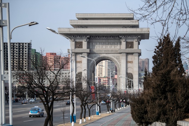 Các nhà phân tích ngày càng thấy khó khăn khi phân tích nền kinh tế của Triều Tiên. Các nhà phân tích ngày càng thấy khó khăn khi phân tích nền kinh tế của Triều Tiên.