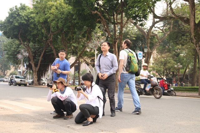 Phóng viên quốc tế chạy đua săn tin trước thềm Hội nghị Mỹ - Triều Tiên ở Hà Nội - 1 Phóng viên quốc tế chạy đua săn tin trước thềm Hội nghị Mỹ - Triều Tiên ở Hà Nội - 1