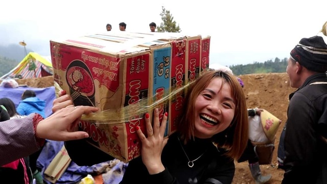 Nhóm bạn trẻ Chí Linh “bỏ phố lên rừng” đem hơi ấm tình người đến bà con nghèo vùng cao - 3 Nhóm bạn trẻ Chí Linh “bỏ phố lên rừng” đem hơi ấm tình người đến bà con nghèo vùng cao - 3