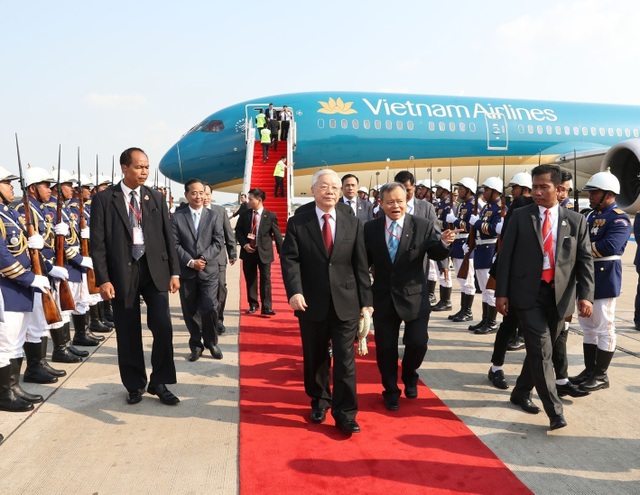 Tổng Bí thư, Chủ tịch nước Nguyễn Phú Trọng bắt đầu chuyến thăm Campuchia