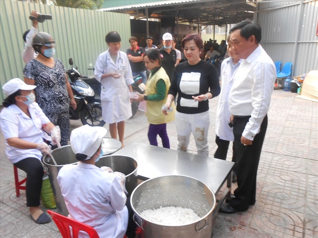 Ông Dũng Lò Vôi nói về... tiền! - 1 Ông Dũng Lò Vôi nói về... tiền! - 1