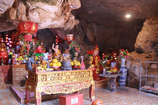 Ngôi chùa cổ hơn 1000 năm tuổi bên trong có “rồng phát sáng” - 7 Ngôi chùa cổ hơn 1000 năm tuổi bên trong có “rồng phát sáng” - 7